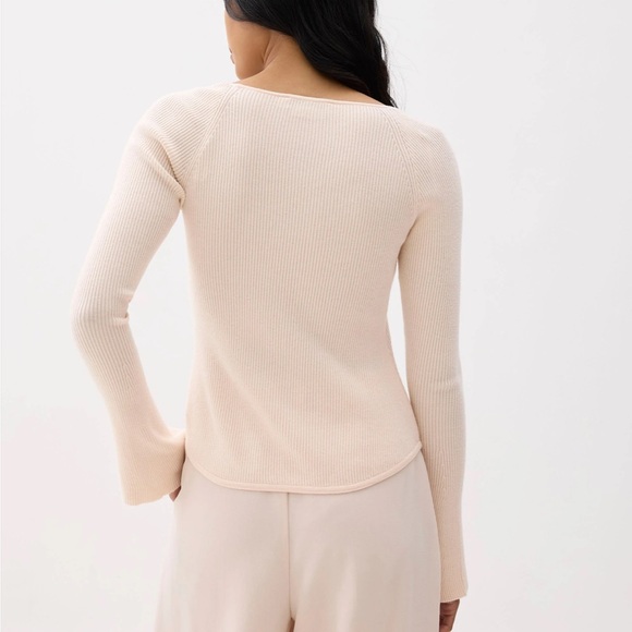 BNWT Love bonito sweetheart sweater - Picture 5 of 8